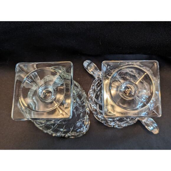 Vtg Indiana Glass Co Clear Glass Footed Sugar and Creamer Set Pretzel Pattern - Picture 6 of 8